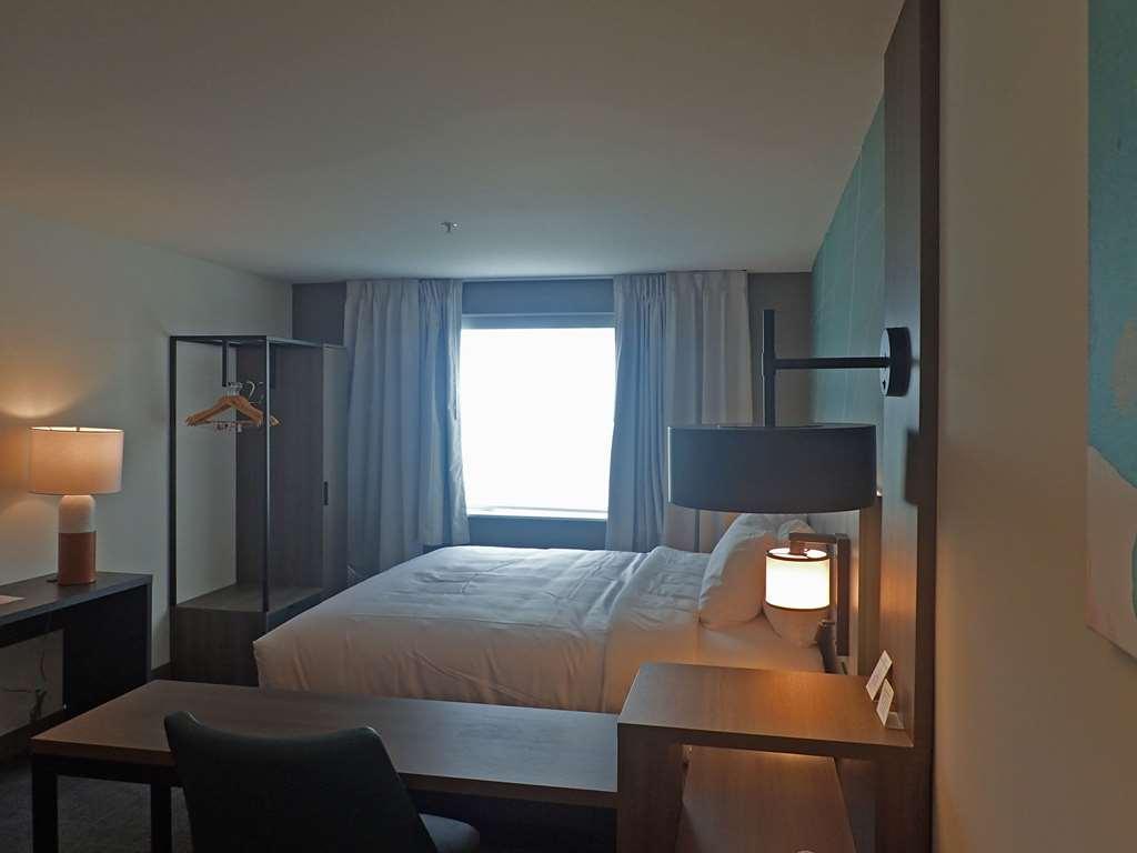 Comfort Suites St. Augustine Historic District Area Room photo